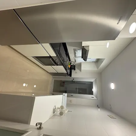 Mm7 - Miramar World, Prime - Servhouse Apartment *